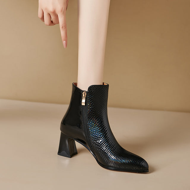 Opulessa Ostranuxe Business Booties