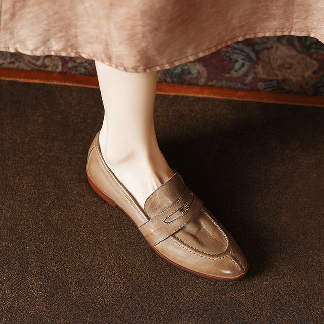 Opulessa Elegant Desk Footwear