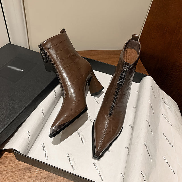 Lustrévo Elite Tall Footwear