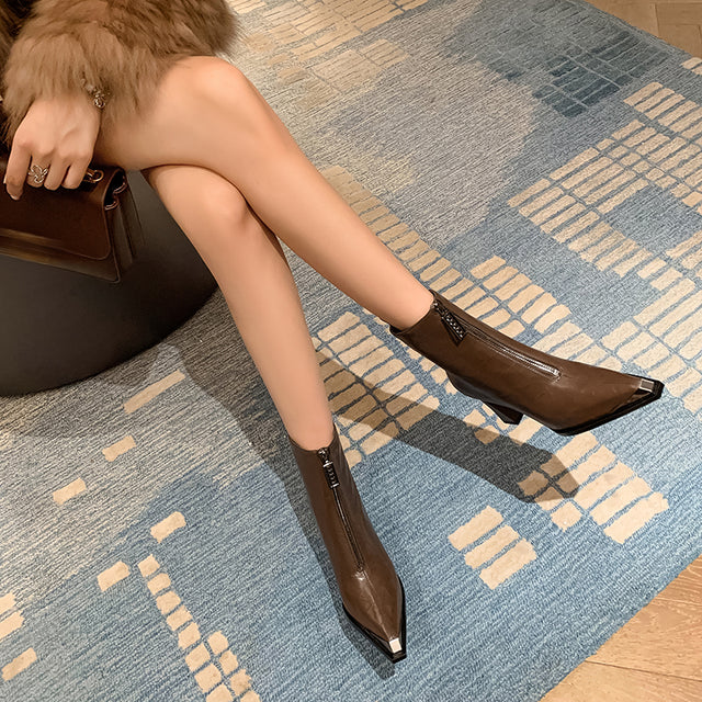 Lustrévo Elite Tall Footwear