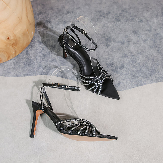 Diamoré Signature Buckle Heels