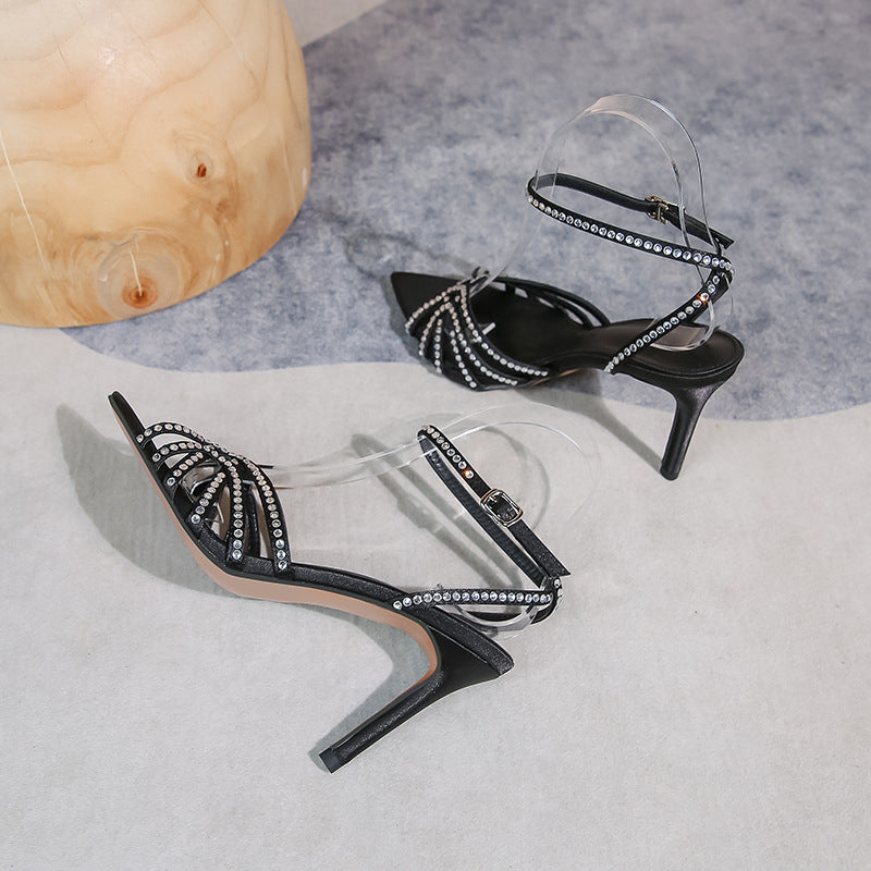 Diamoré Signature Buckle Heels