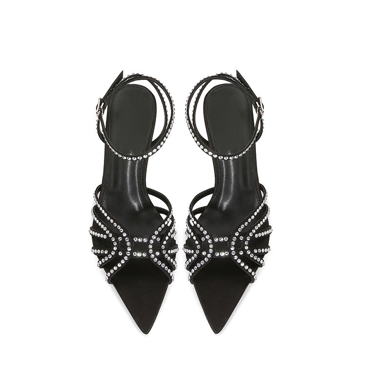 Diamoré Signature Buckle Heels