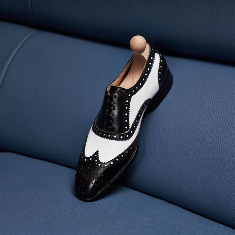 Luxorique Timeless Elegance Lace-Up