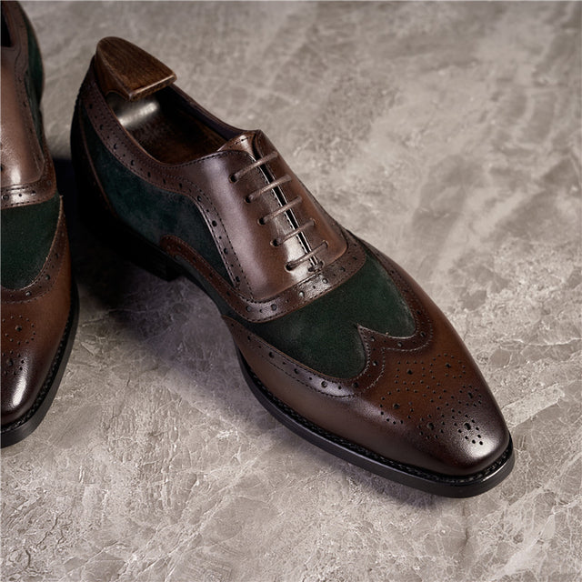 Luxorique Timeless Elegance Lace-Up
