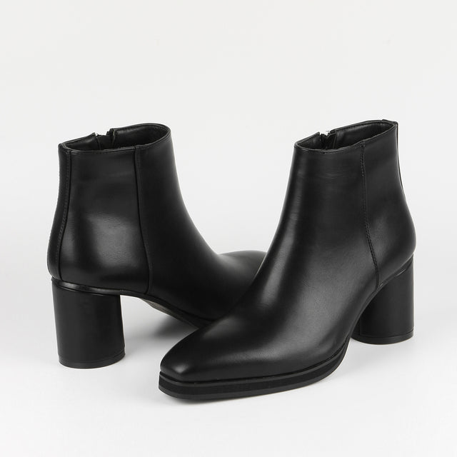 Veltique Business Boots