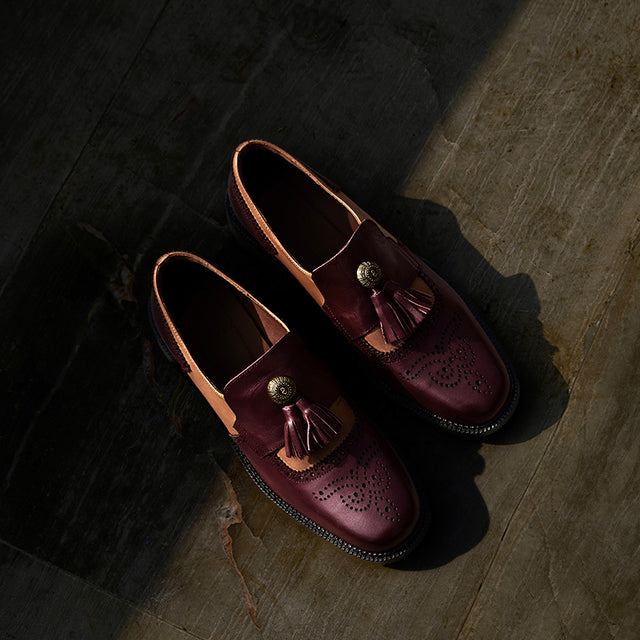 Celestova Opulessa Elegant Desk Footwear