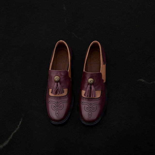 Celestova Opulessa Elegant Desk Footwear