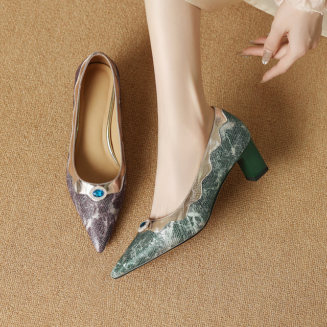 Draminera Secret Heels