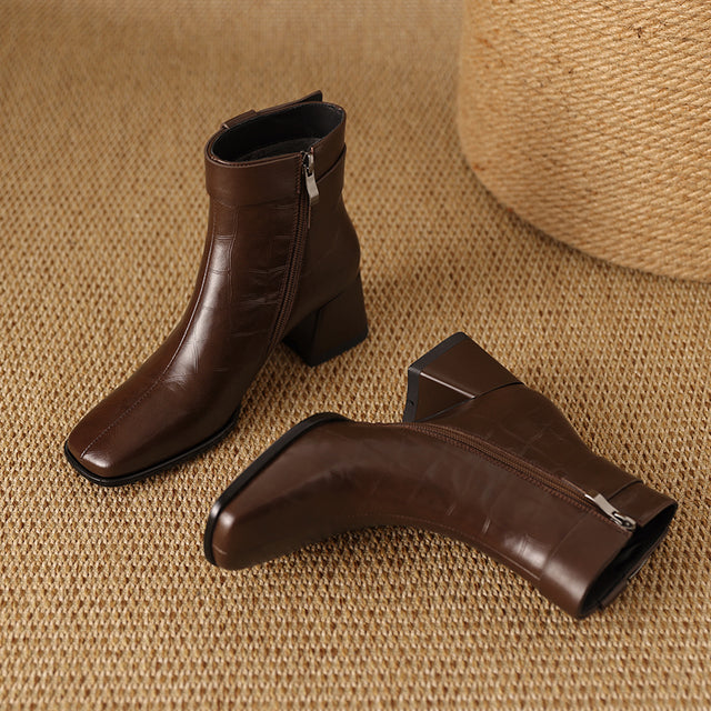 Serpatura Ankle Boots Extravaganza