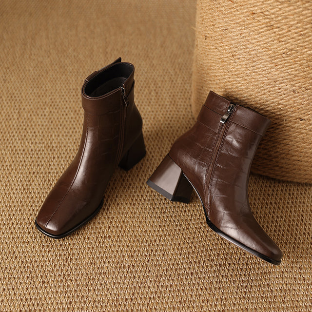 Serpatura Ankle Boots Extravaganza
