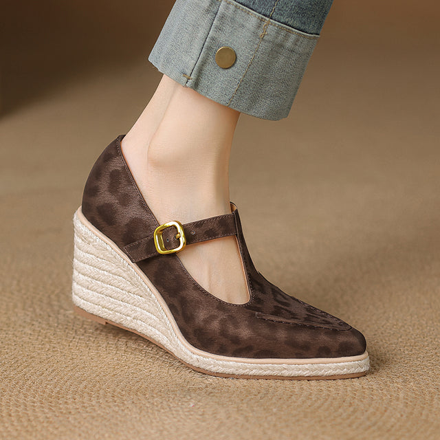 Aurastyle Veltique Slip-On Wedges