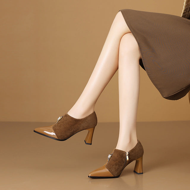 Chic Veltique Graceful Heel Slides