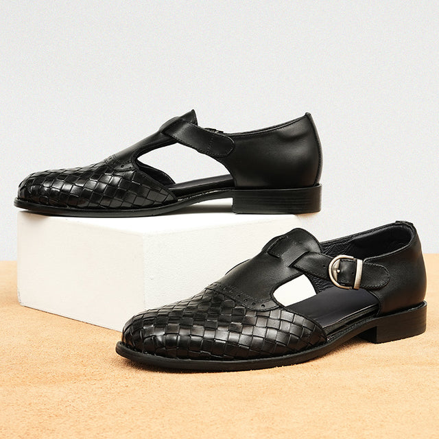 Eldorian Chic Buckle Leather Sandals