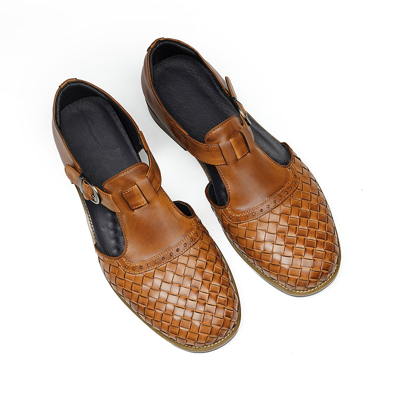 Eldorian Chic Buckle Leather Sandals