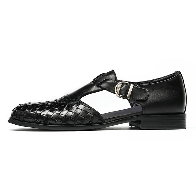 Eldorian Chic Buckle Leather Sandals