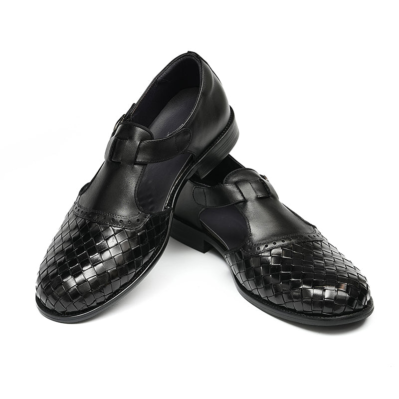 Eldorian Chic Buckle Leather Sandals