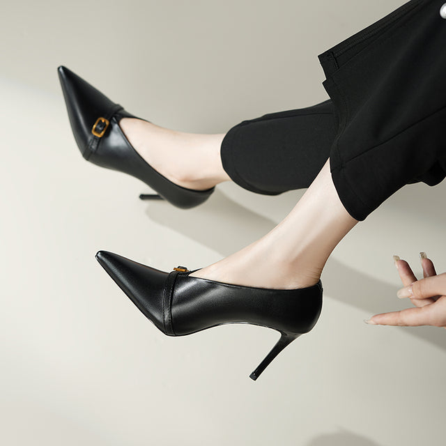 Veltique Business Pumps