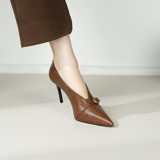 Veltique Business Pumps