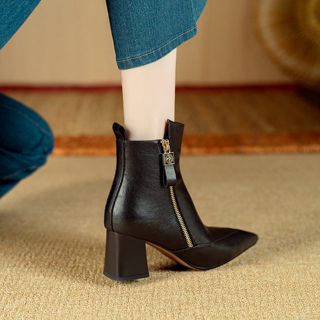 Opulessa Luxe Ankle Wear