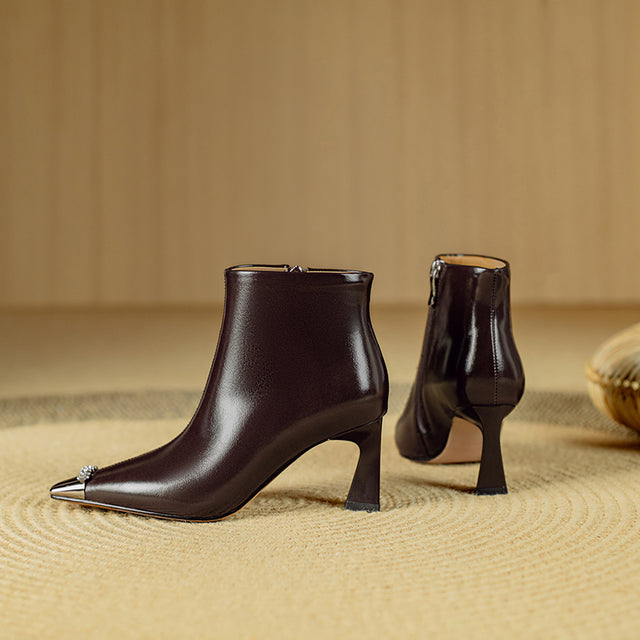 Elanteur Monarch Ankle Footwear