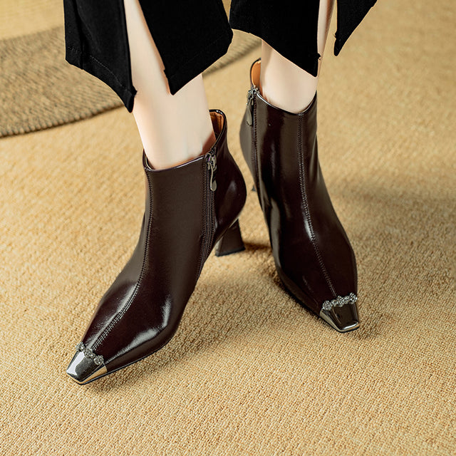 Elanteur Monarch Ankle Footwear