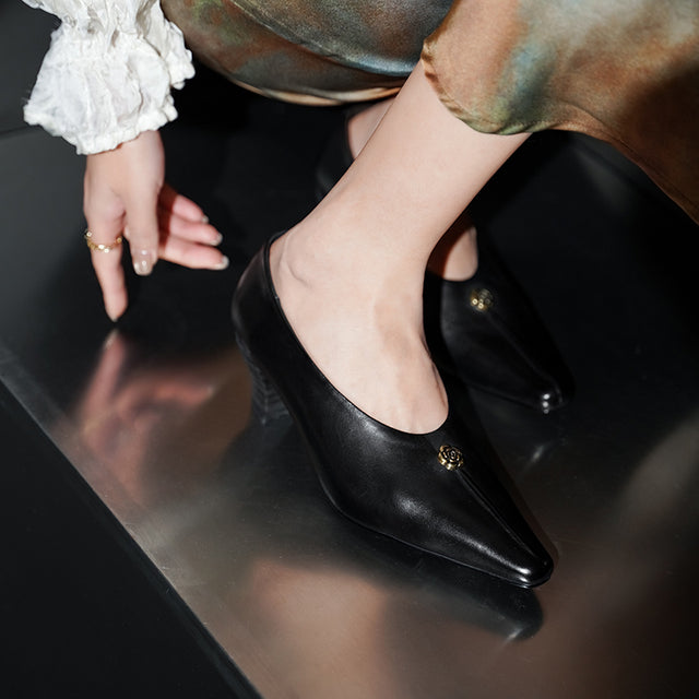 Effortless Elegance: Veltique Heels