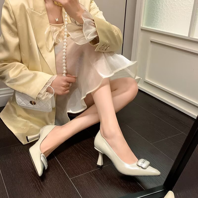 Amorvela Grace Heels