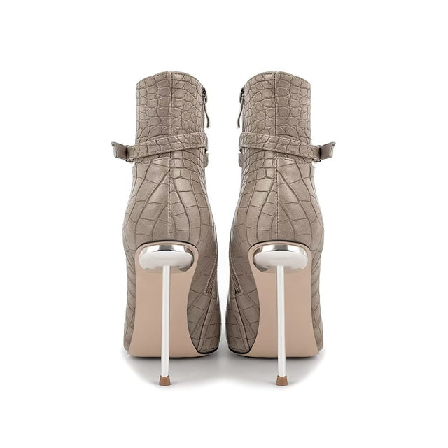 Veltique Ostranuxe Splendora Footwear