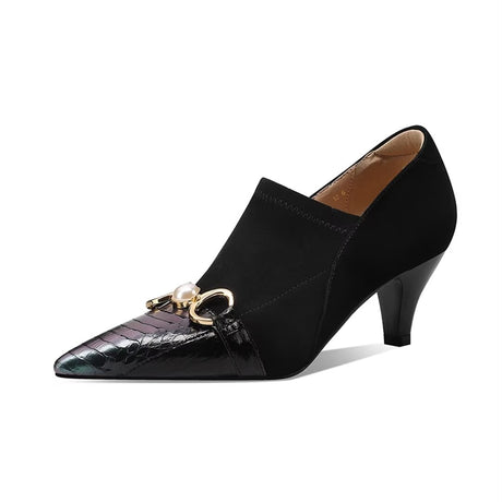 Classic Pointed Toe Elegance Pumps