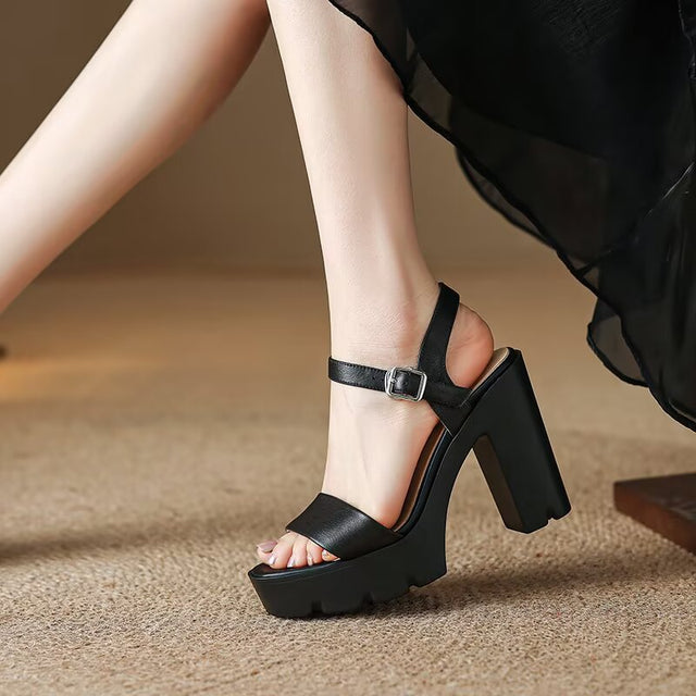 Enlevira Glint Heels