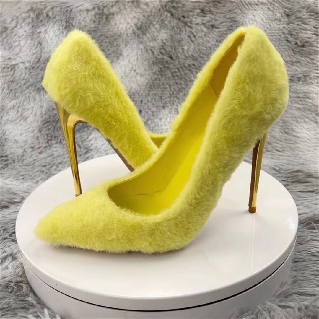 Silvareign Ebonique Event Pumps