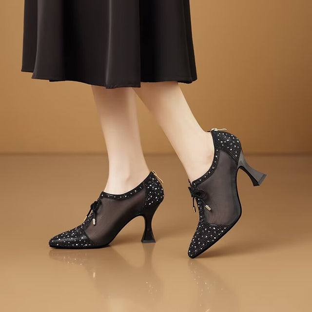 Soaring Flux Ridges Embrace Empowered Footsteps