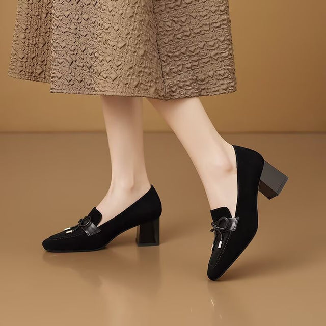 Sleek wave-sculpted dreamstep illusions