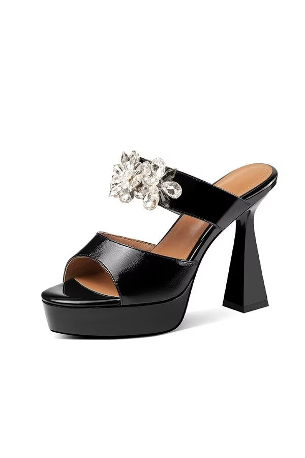 Elevatus Stepway for Bold Dreamlike Silhouette