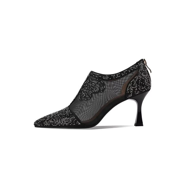 Soar in Sinuous Stride with Zephyra WingSoles