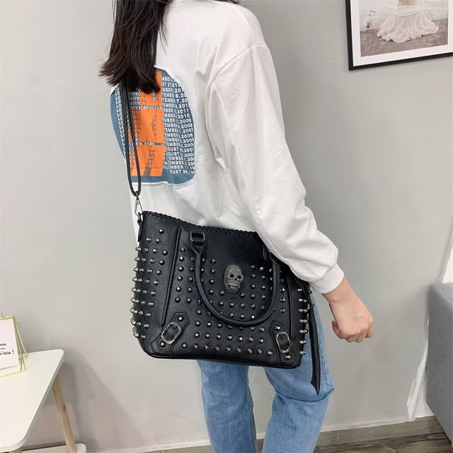 Veltique Exclusive Carry-All Tote