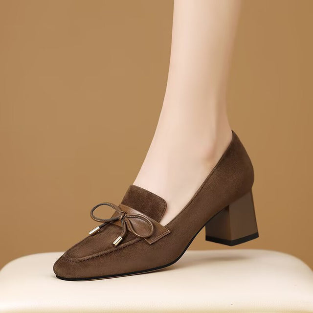 Sleek wave-sculpted dreamstep illusions