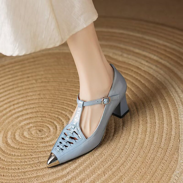 Braviora Shine Heels