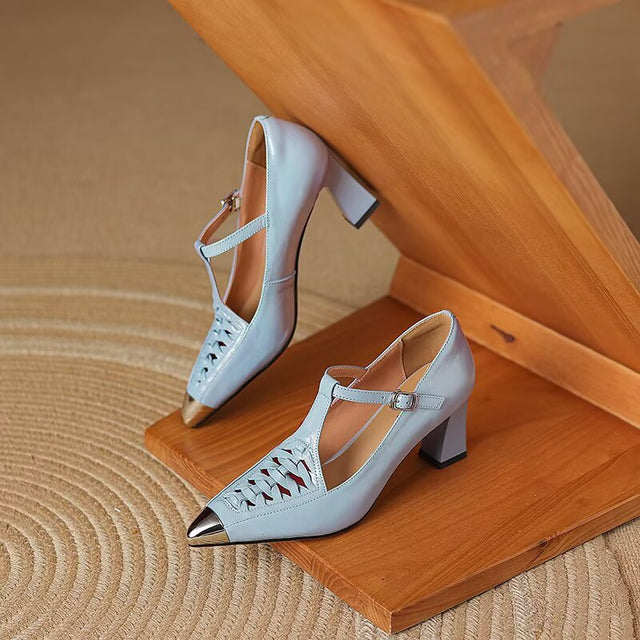 Braviora Shine Heels