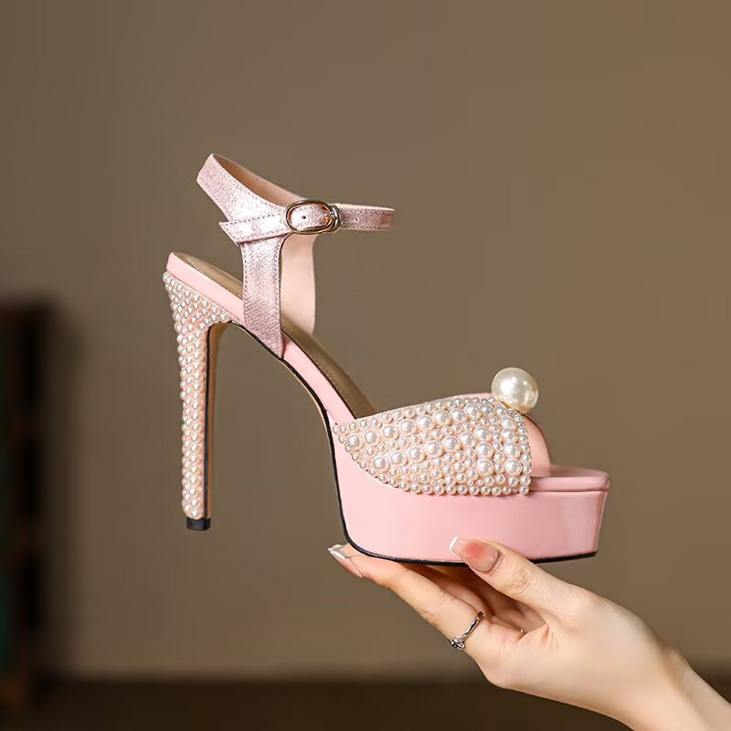 Aravelle Chic Heels