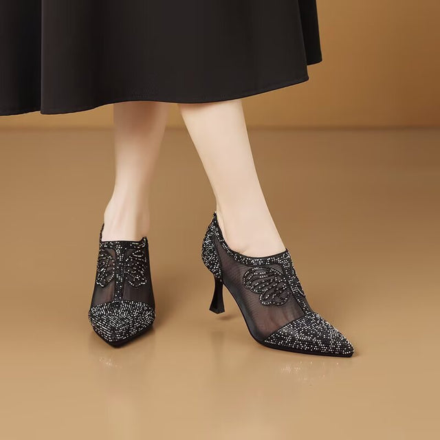 Soar in Sinuous Stride with Zephyra WingSoles