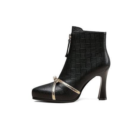 #Color_Black Leather