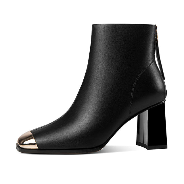 #Color_Black Leather