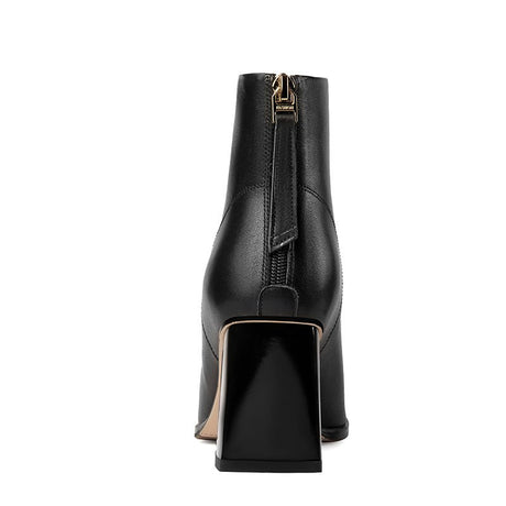 #Color_Black Leather