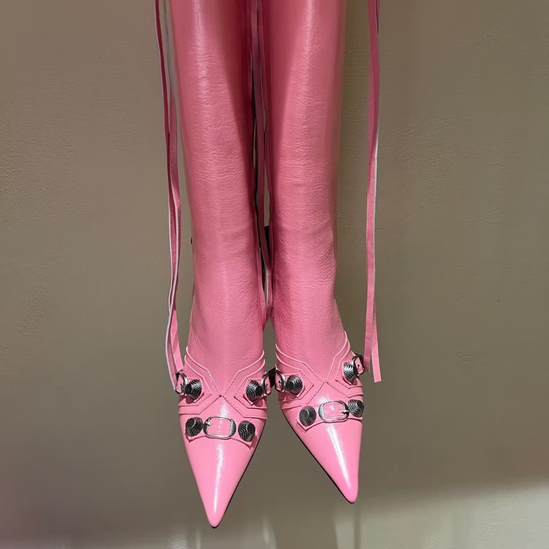#Color_Pink