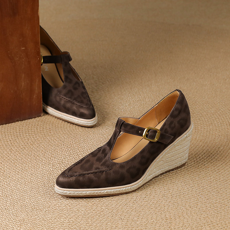 Aurastyle Veltique Slip-On Wedges
