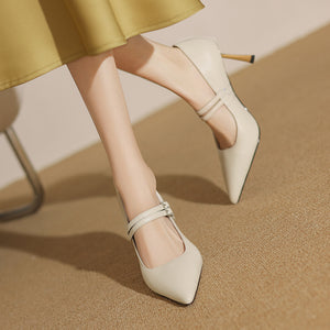 Chic Embossed Pointed Toe Slip-on Pumps