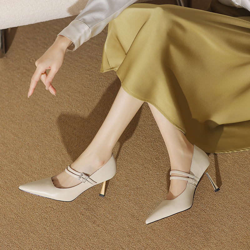 Chic Embossed Pointed Toe Slip-on Pumps