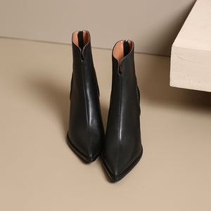 LeathElegance Pointed-Toe Winter Boots with Zip Closure